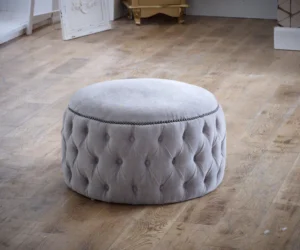 Chesterfield round Upholstered Pouffe